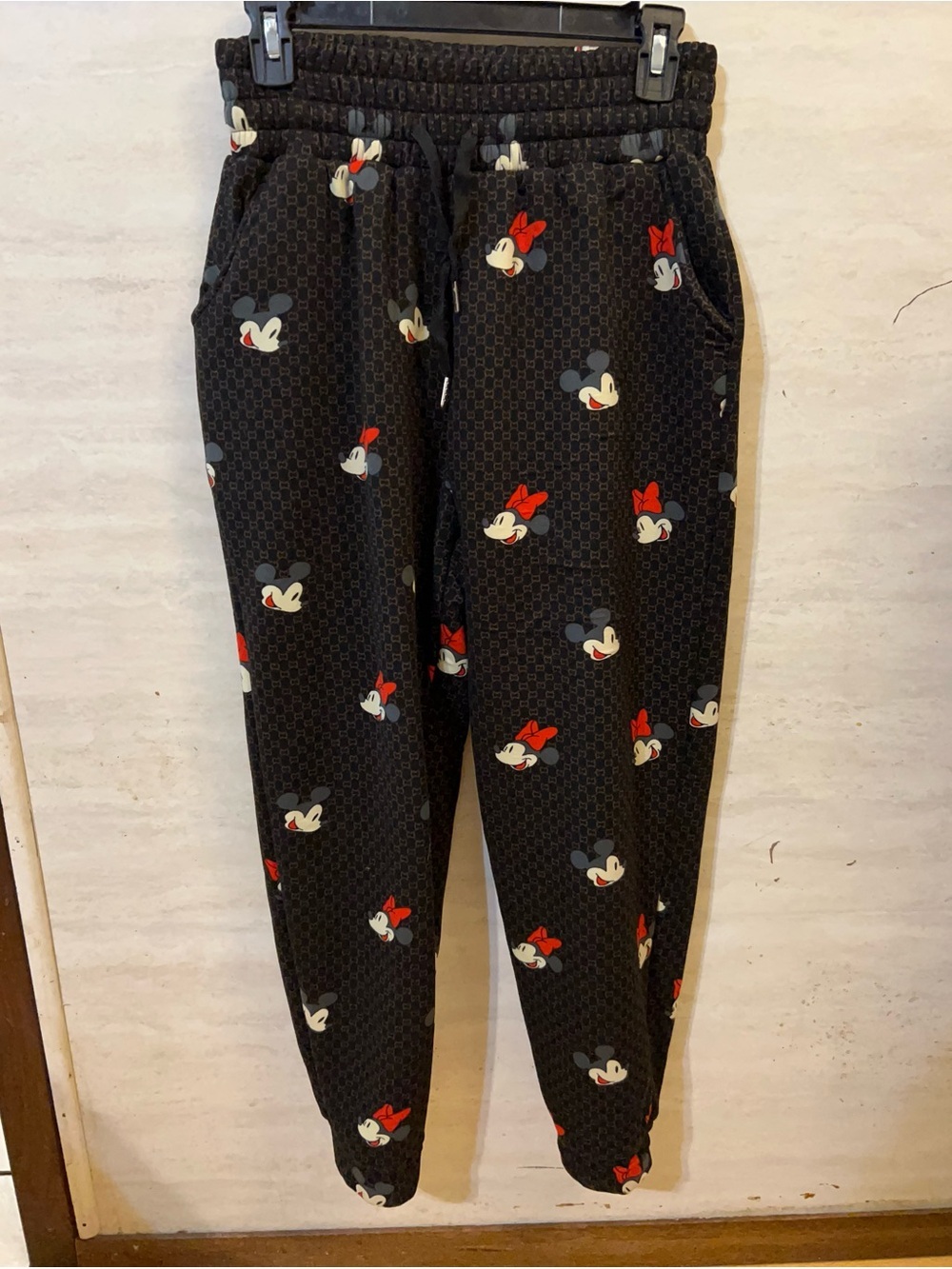 On Chic Minnie & Mickey Mouse Print Sweat Pants Joggers